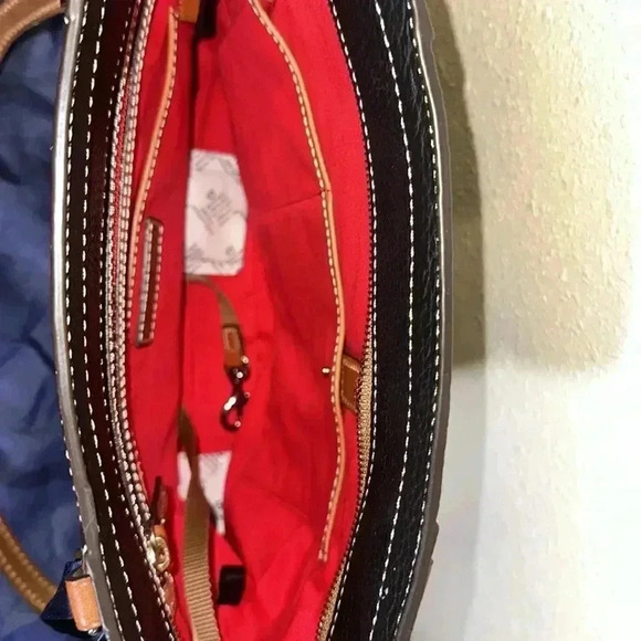 Dooney and Bourke Lexington tote bag - Picture 10 of 10